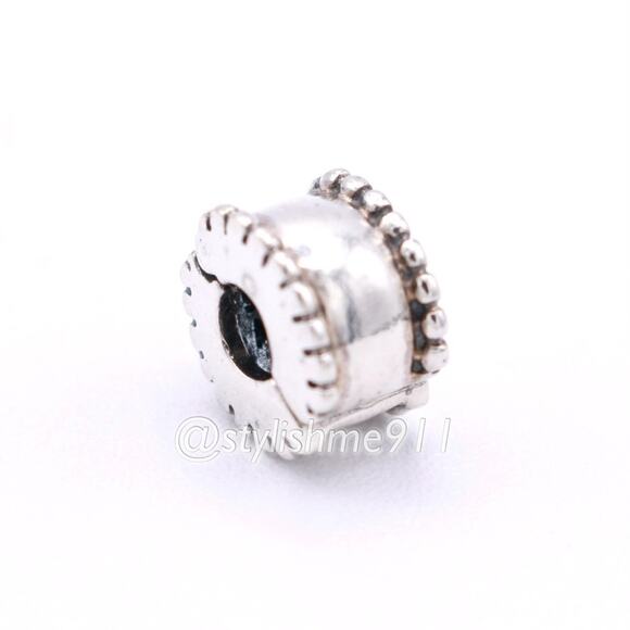 One Authentic PANDORA Beveled Clip - Picture 10 of 10